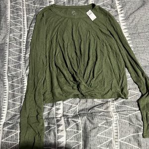 American Eagle So Soft Cropped Long Sleeve